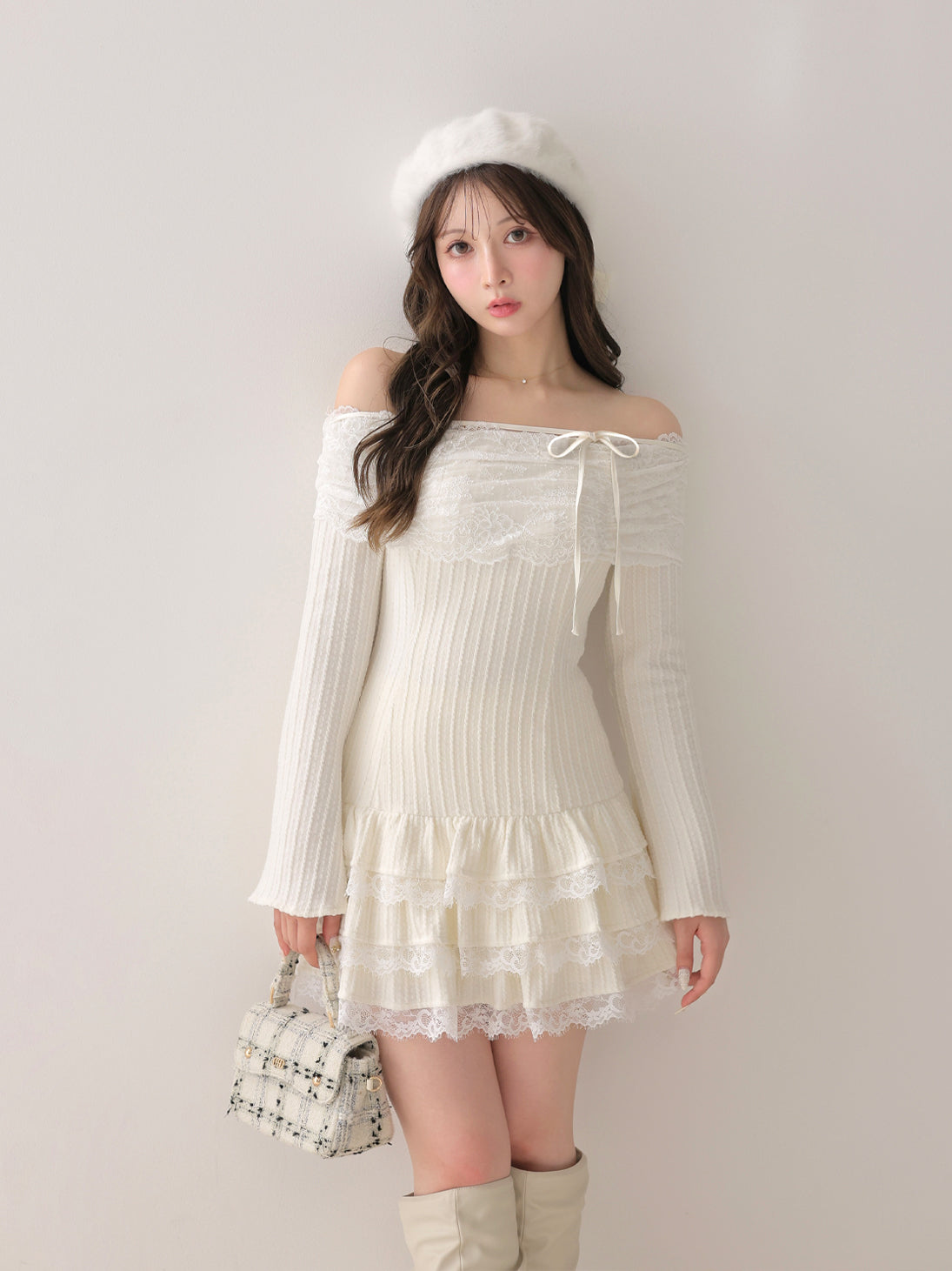 model：160cm　(size：F　color：Ivory)