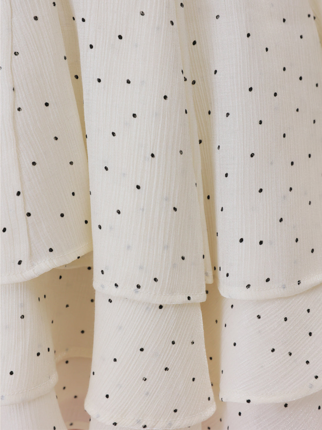 【Pre Order】Bell sleeve dot lame chiffon mini onepiece(eme10875)
