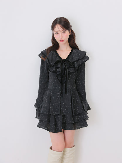 model：162cm　(size：F　color：Black dot)