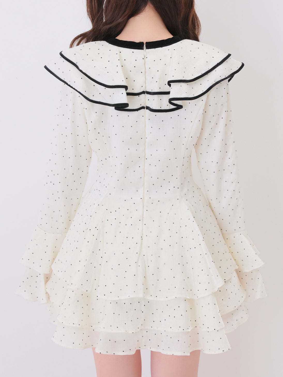 【Pre Order】Bell sleeve dot lame chiffon mini onepiece(eme10875)