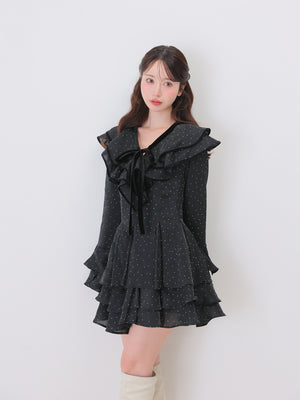 model：162cm　(size：F　color：Black dot)