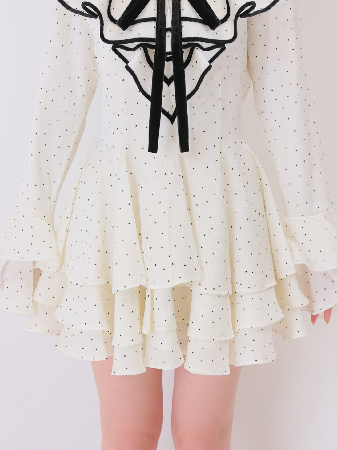【Pre Order】Bell sleeve dot lame chiffon mini onepiece(eme10875)