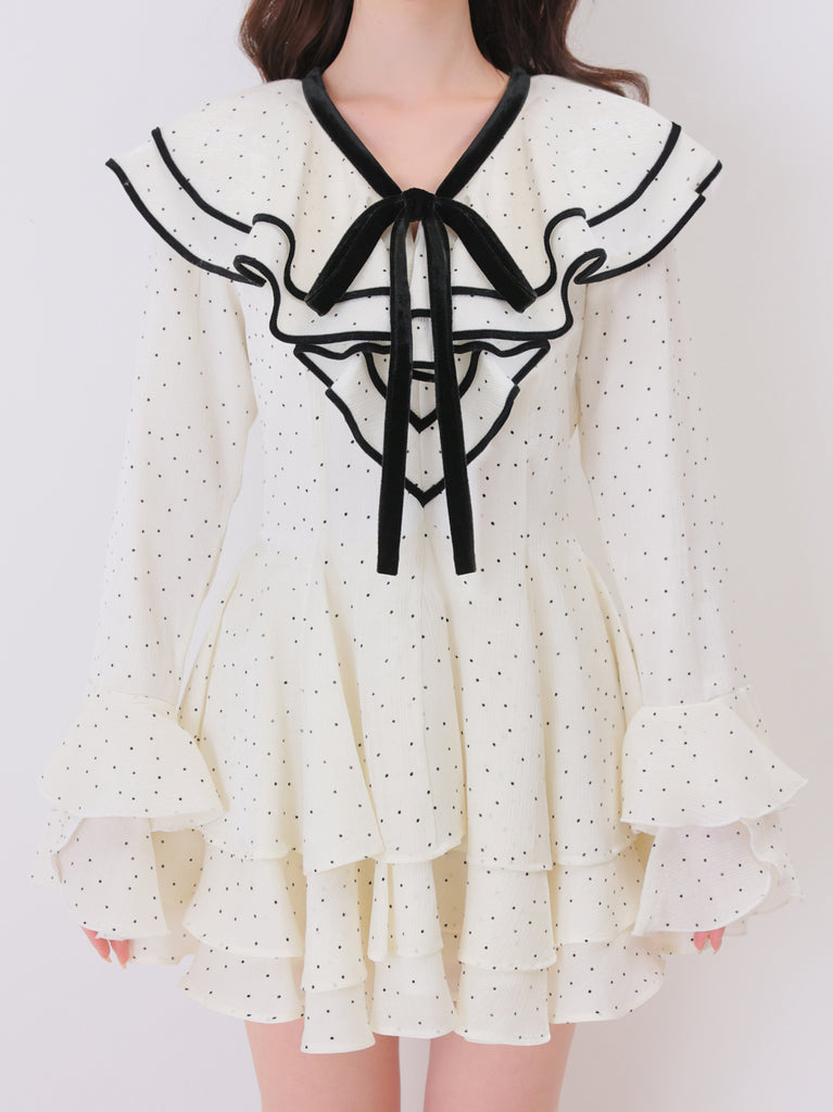 【Pre Order】Bell sleeve dot lame chiffon mini onepiece(eme10875)