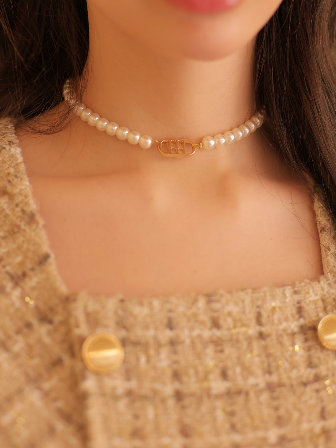 (color；Gold)
