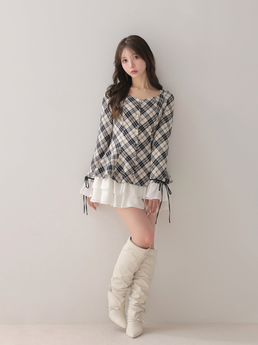 model：160cm　(size：F　color：Ivory)
