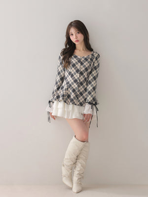 model：160cm　(size：F　color：Ivory)