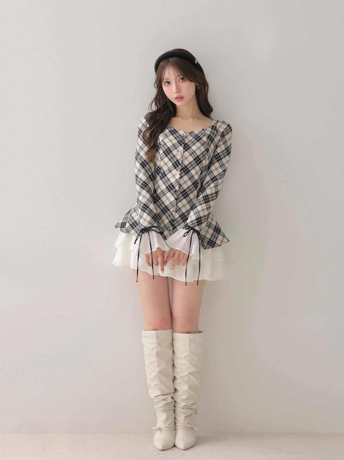 model：160cm　(size：F　color：Ivory)