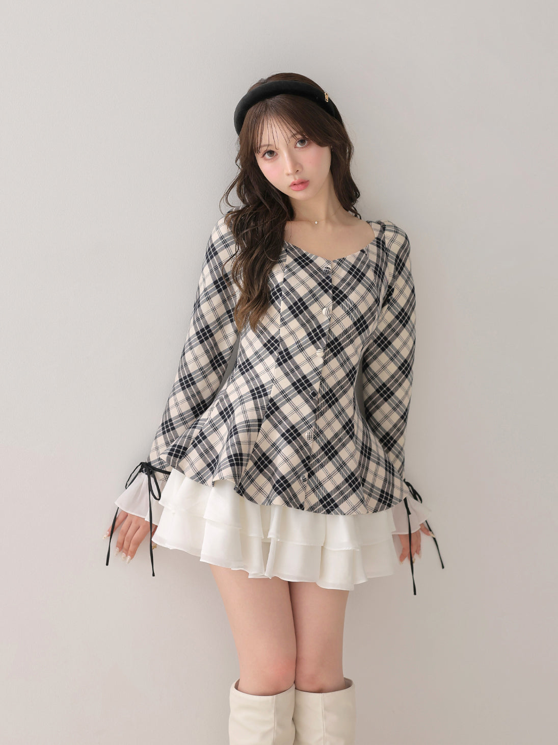 model：160cm　(size：F　color：Ivory)