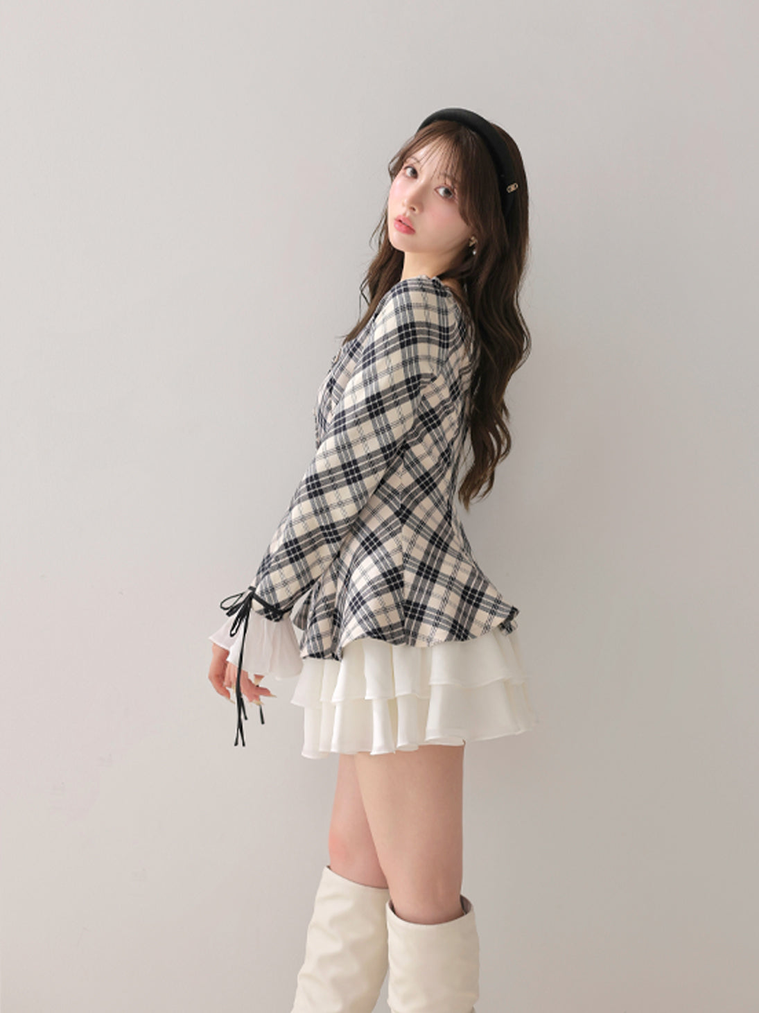model：160cm　(size：F　color：Ivory)