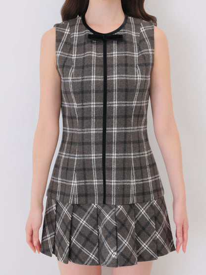 model：162cm　(size：F　color：Gray mix)