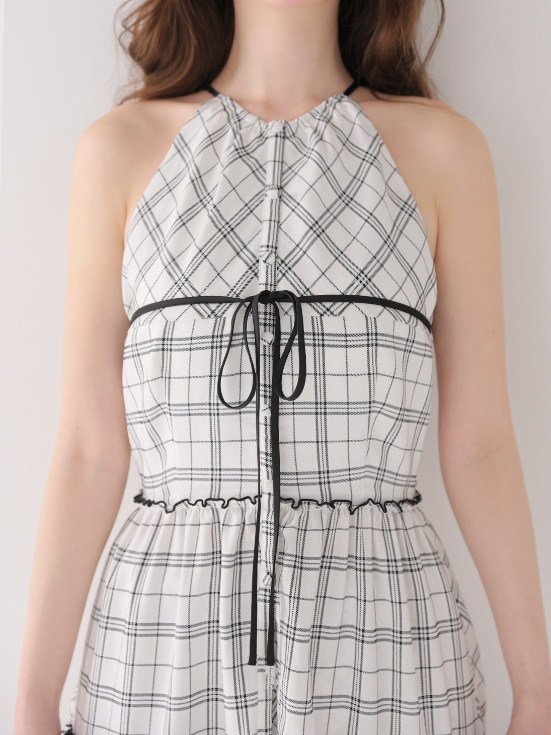 【Pre Order】Halter check slit long onepiece(eme10903)