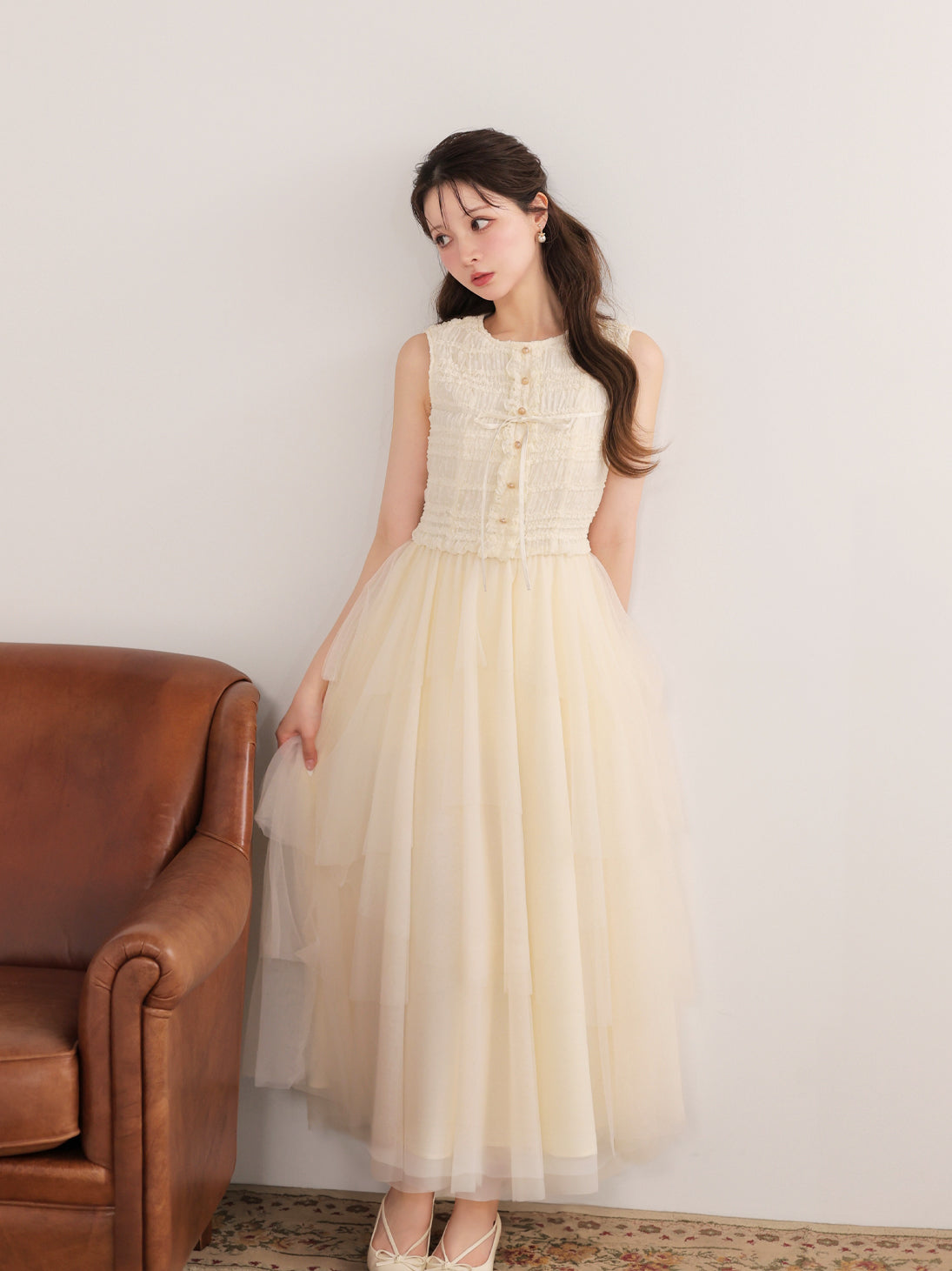 model：160cm　(size：F　color：Ivory)