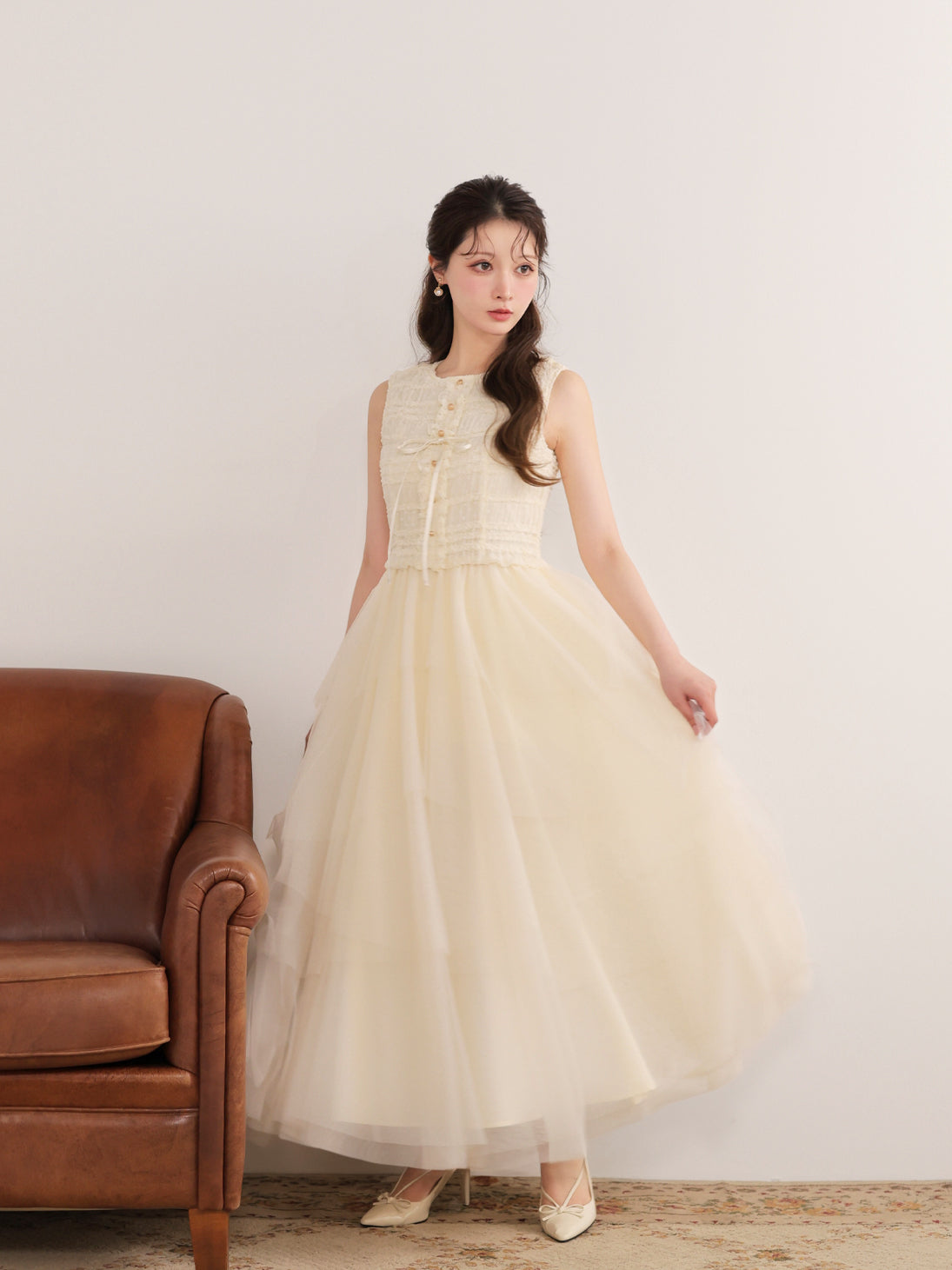 model：160cm　(size：F　color：Ivory)