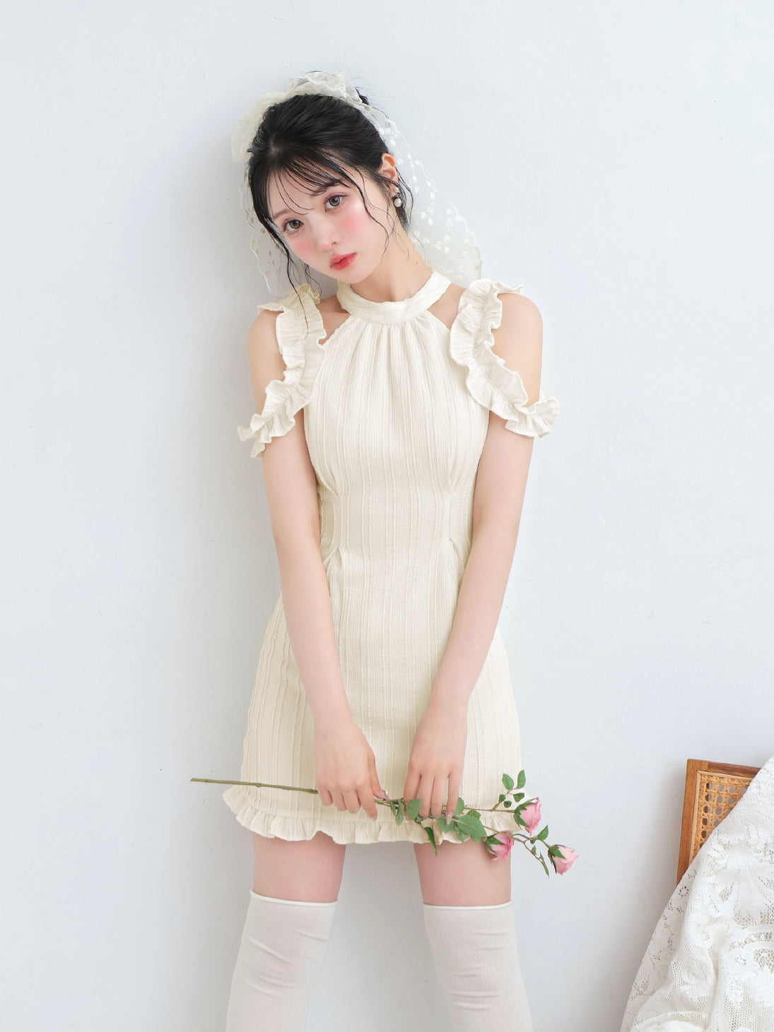 Back ribbon shirring mini onepiece(eme10705) – M me eme