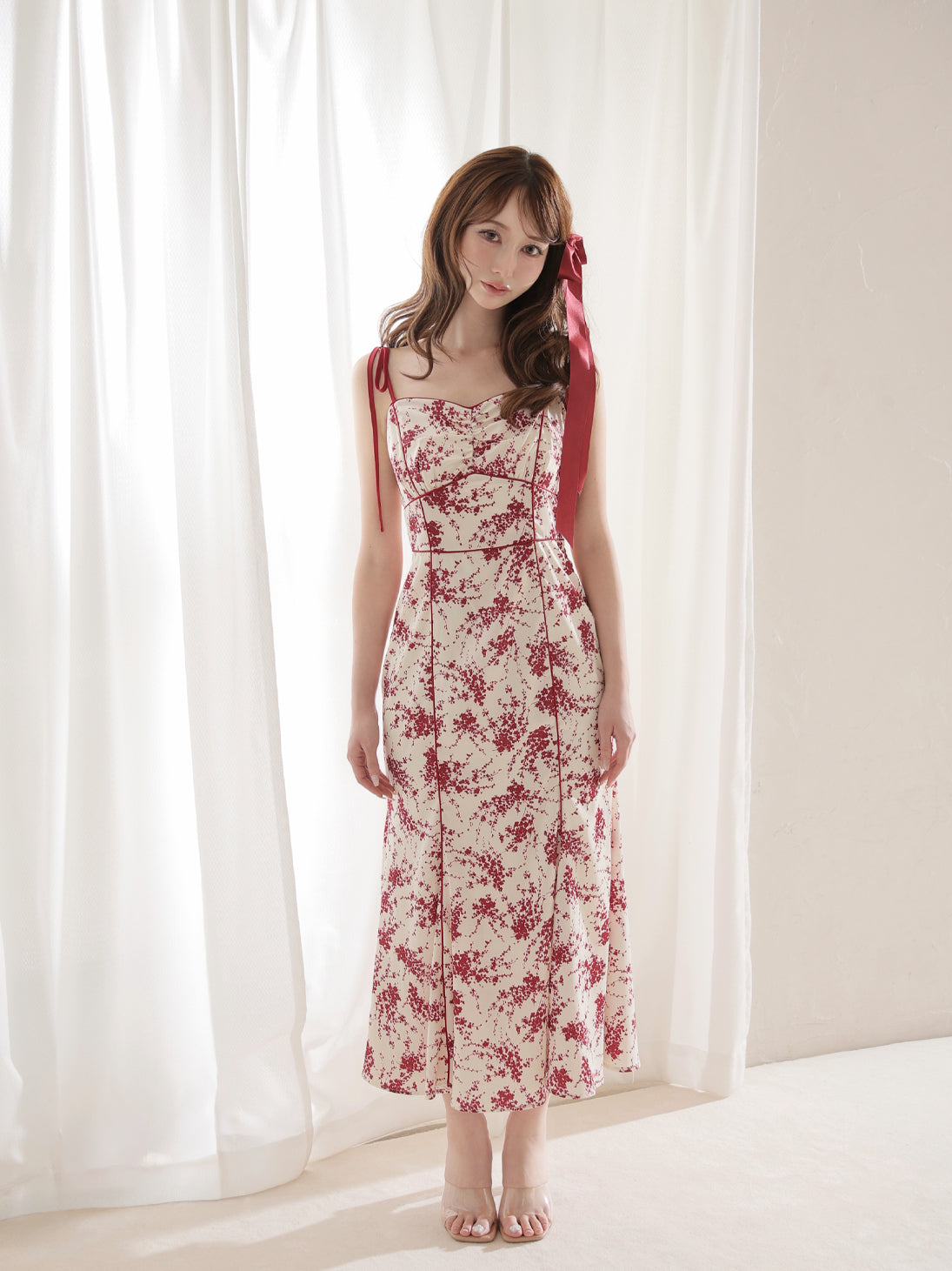 model：162cm　(size：F　color：Red)