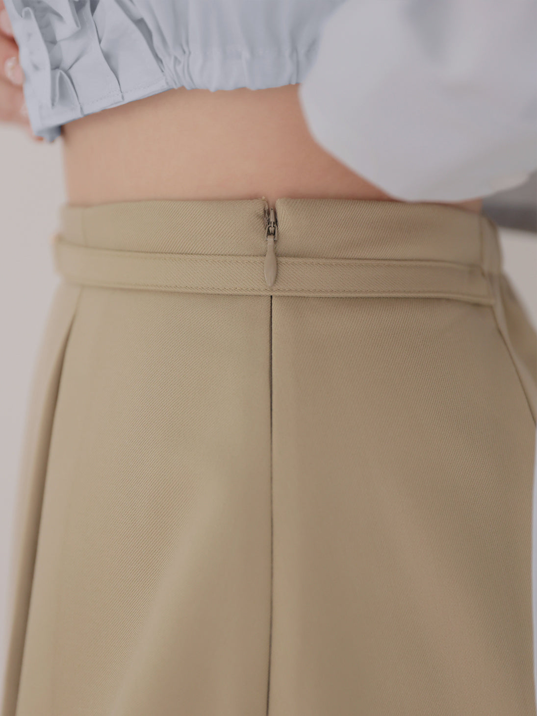 Layered pleated short pants(eme11001)