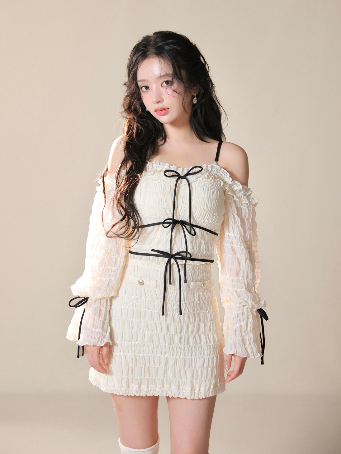 model：163cm　(size：F　color：Ivory)