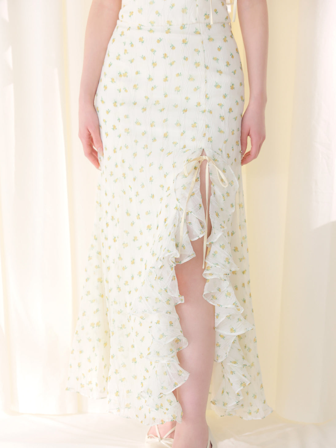 【Pre order】Rosy ribbon slit mermaid skirt(eme11008)