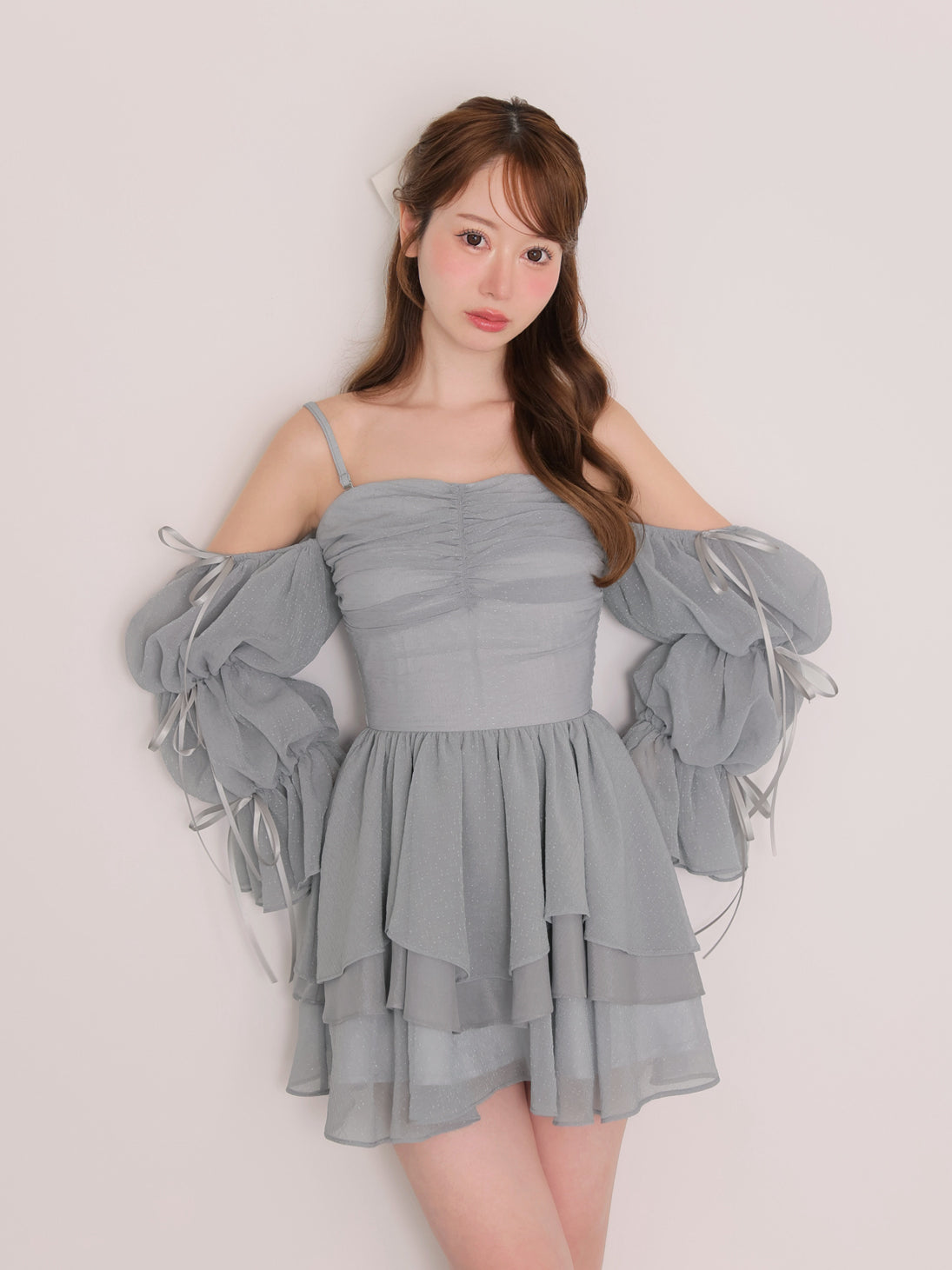 model：162cm　(size：F　color：Blue)