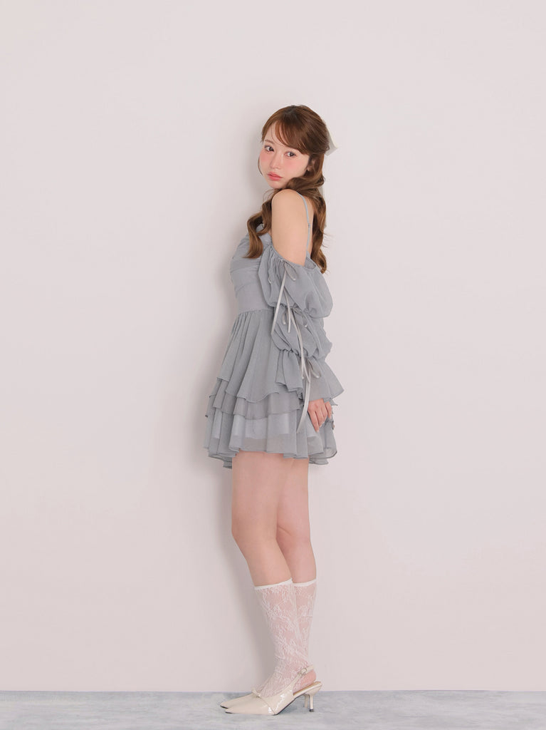 model：162cm　(size：F　color：Blue)