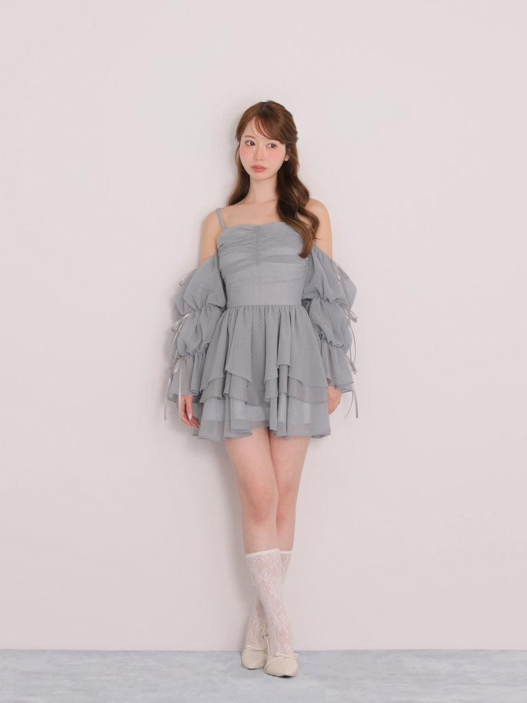 model：162cm　(size：F　color：Blue)