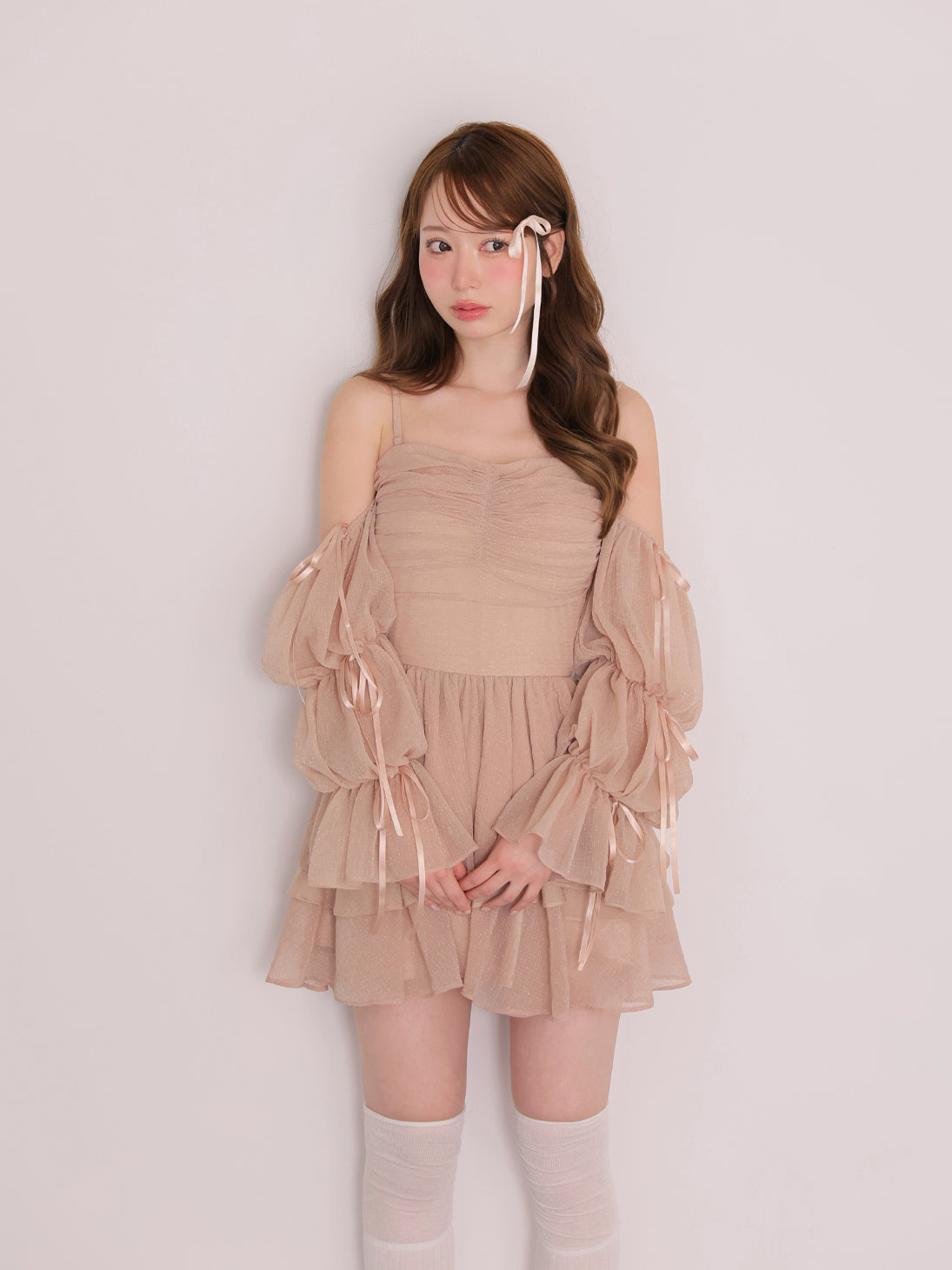 model：162cm　(size：F　color：Pink)