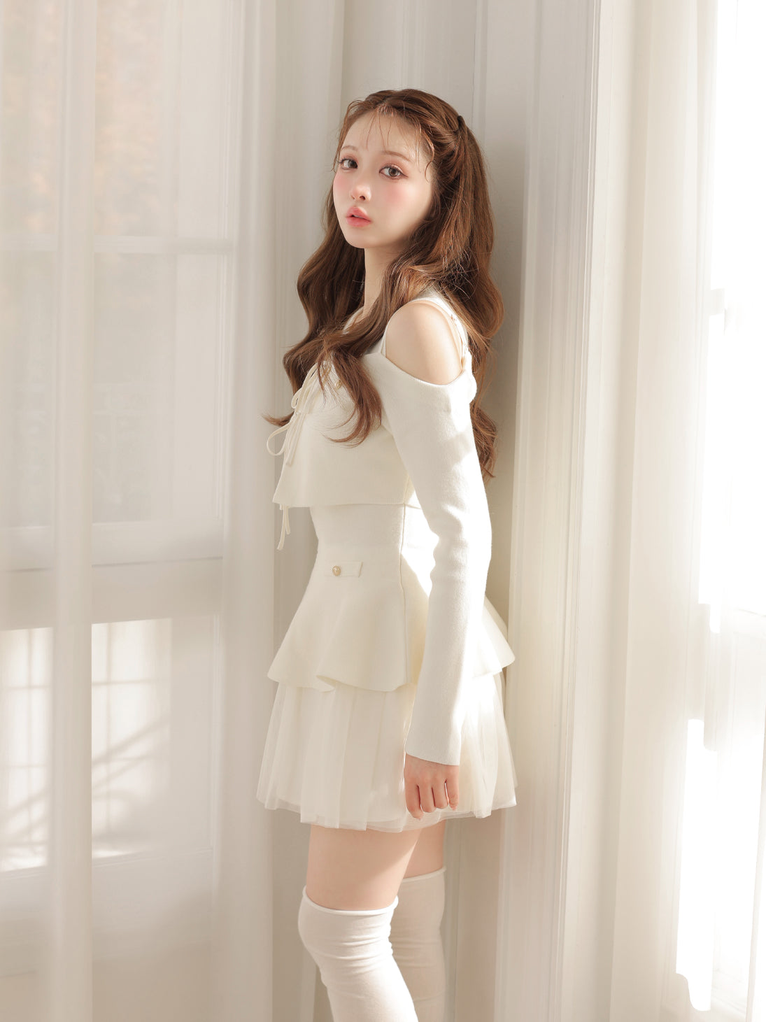 【Pre Order】Ribbon peplum tulle knit set (eme11018)