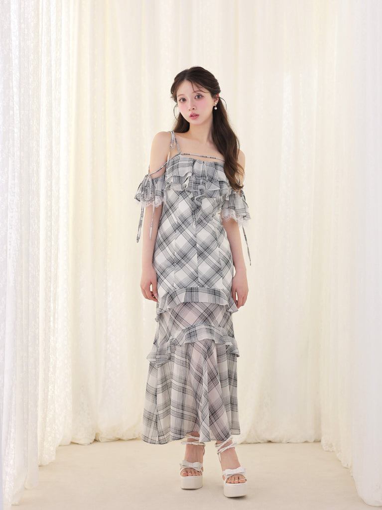 model：160cm　(size：F　color：White)