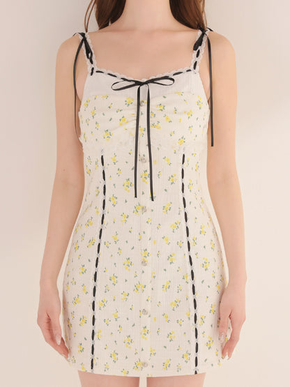 model：162cm　(size：F　color：Yellow)