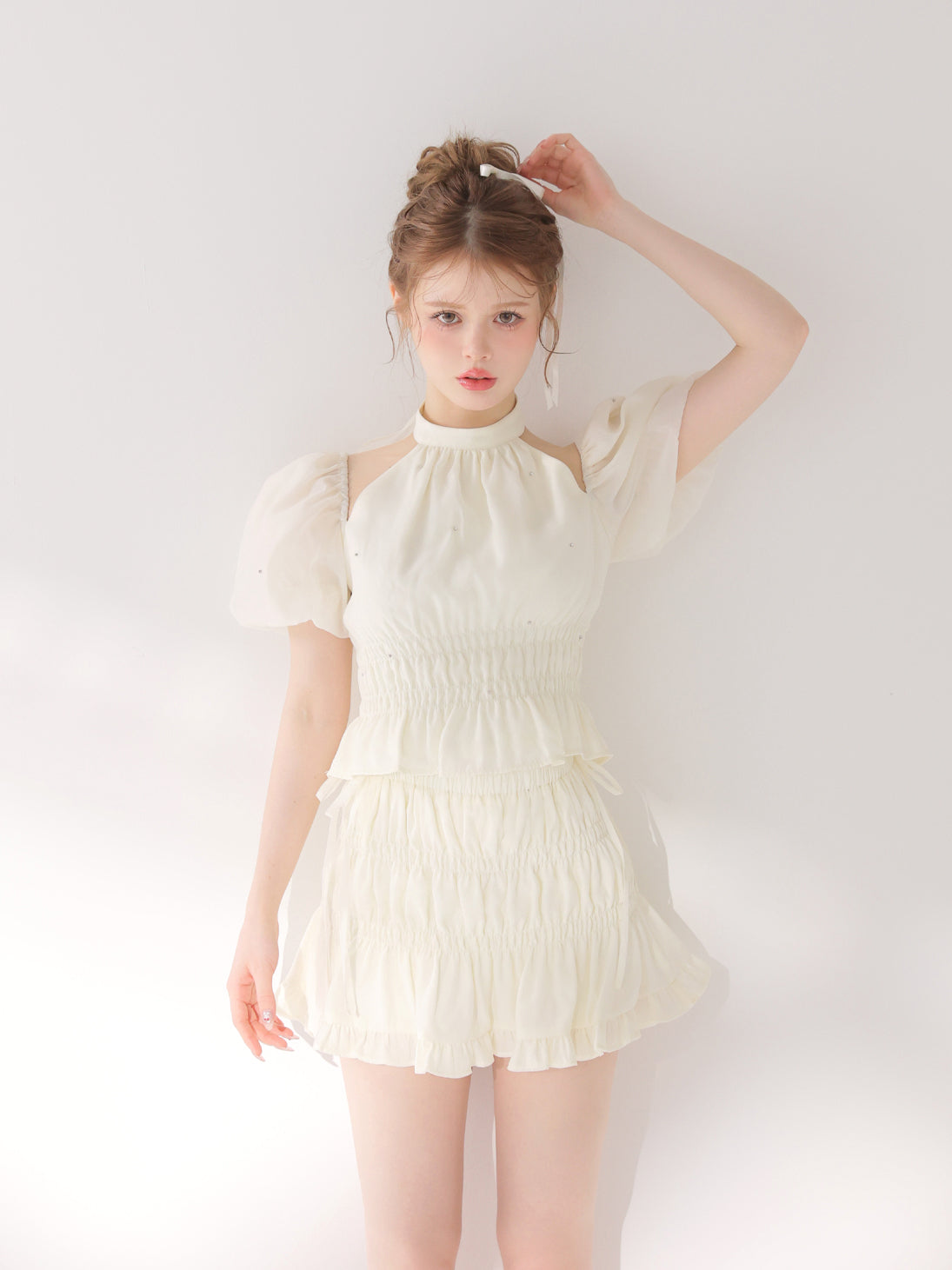 model：160cm　(size：F　color：Ivory)