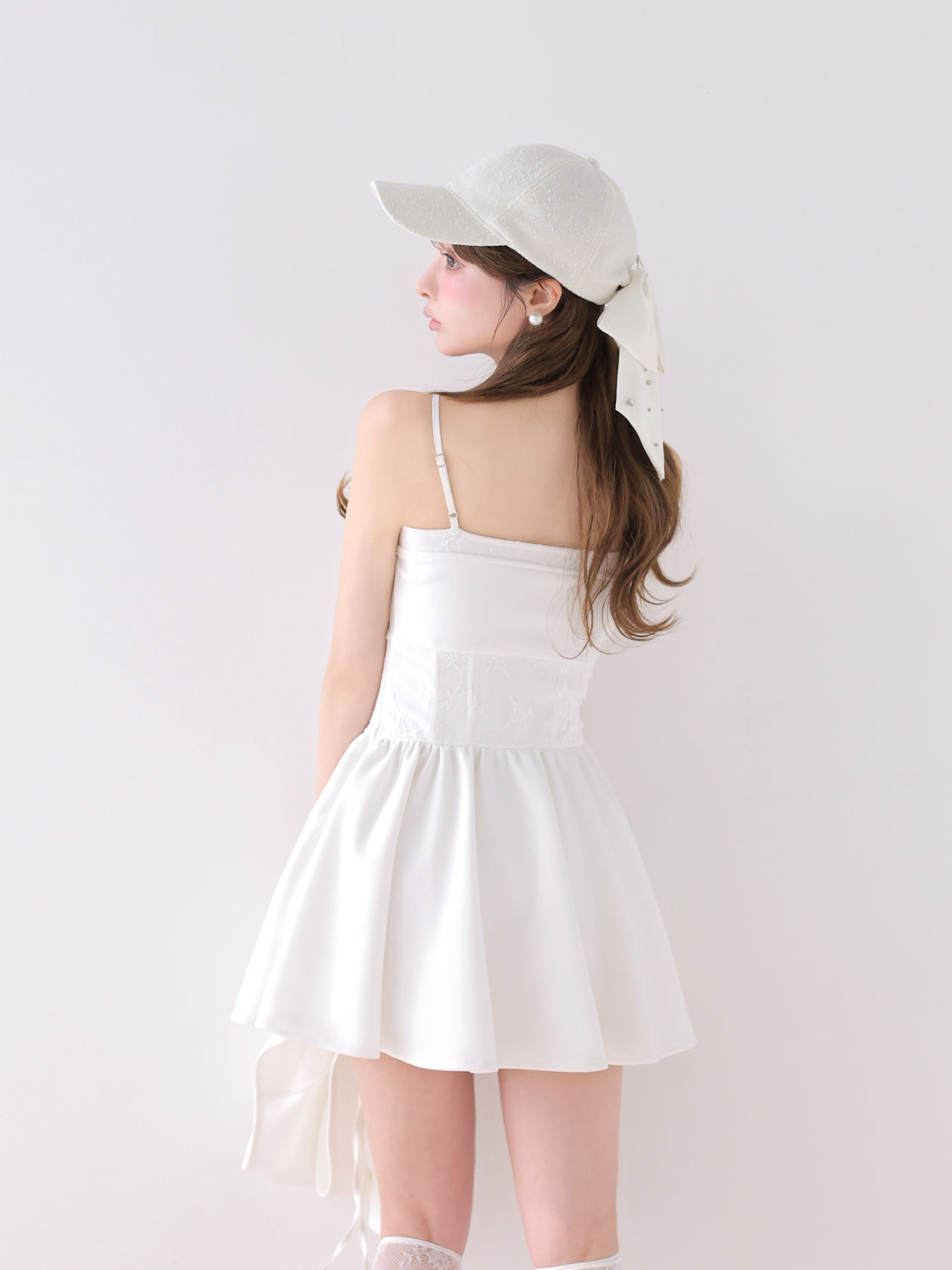 model：160cm　(size：F　color：White)