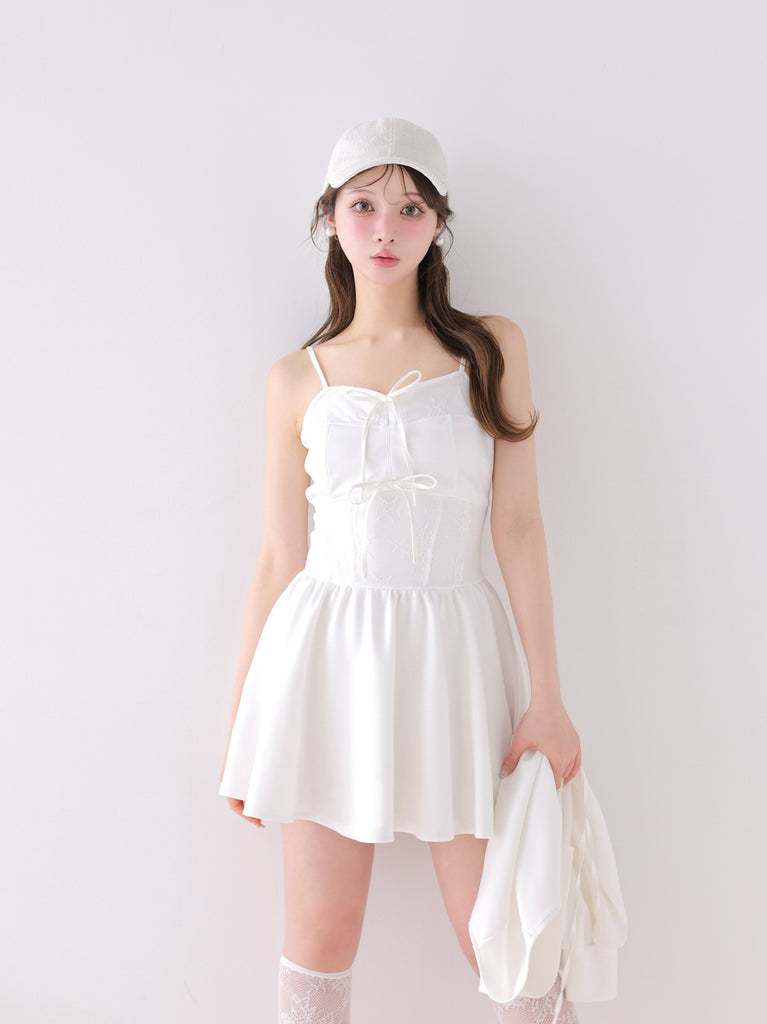 model：160cm　(size：F　color：White)
