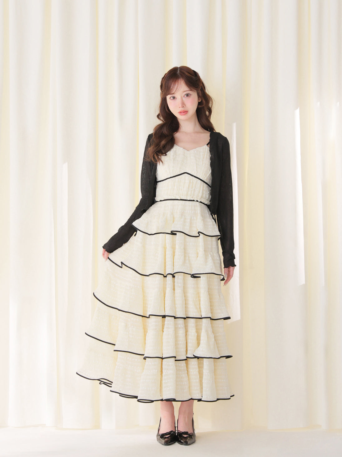 model：162cm　(size：F　color：Black)