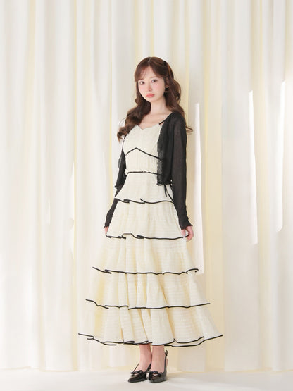 model：162cm　(size：F　color：Ivory)