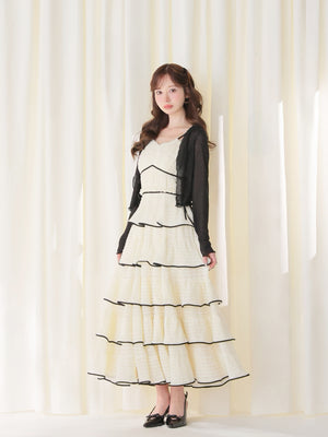 model：162cm　(size：F　color：Ivory)