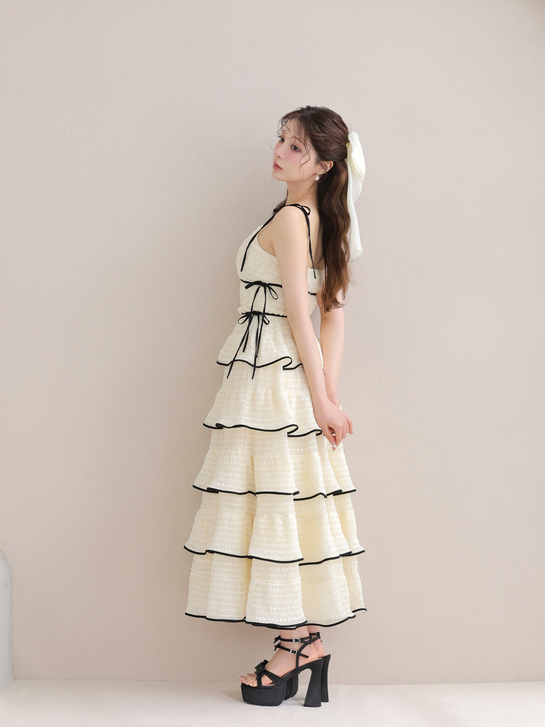 Pre Order】Tiered frill piping ribbon long onepiece(eme11037) – M