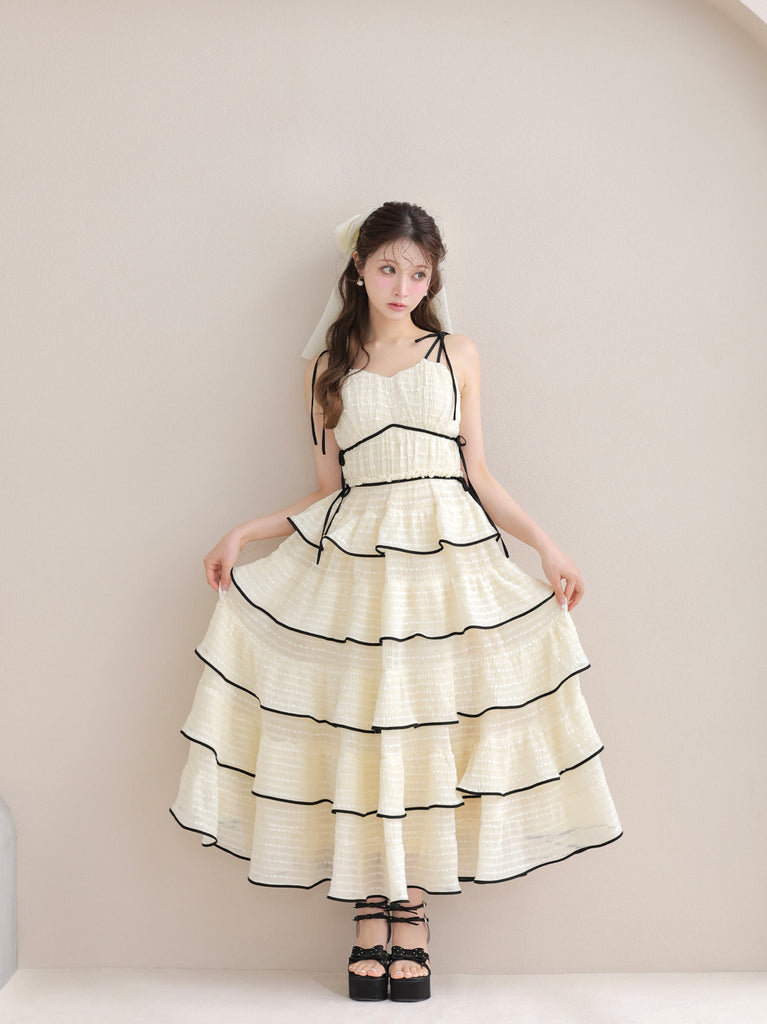 model：160cm　(size：F　color：Ivory)