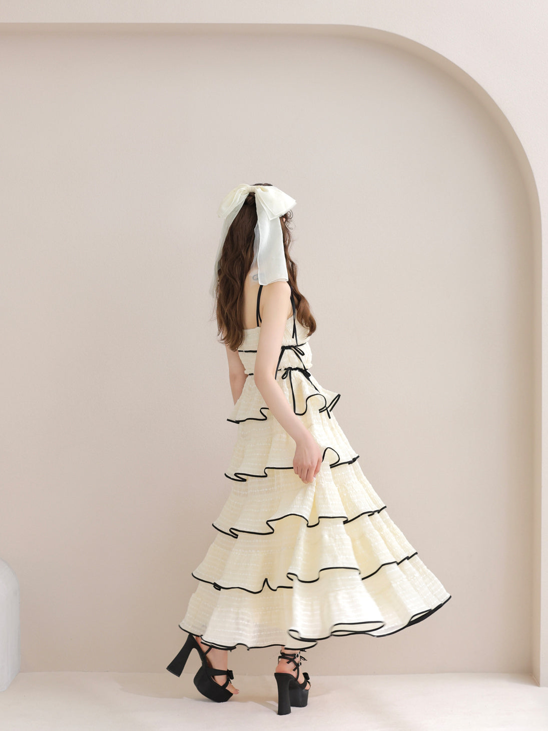 model：160cm　(size：F　color：Ivory)