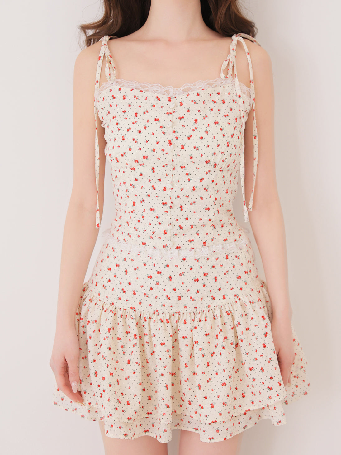 model：162cm　(size：F　color：Red)