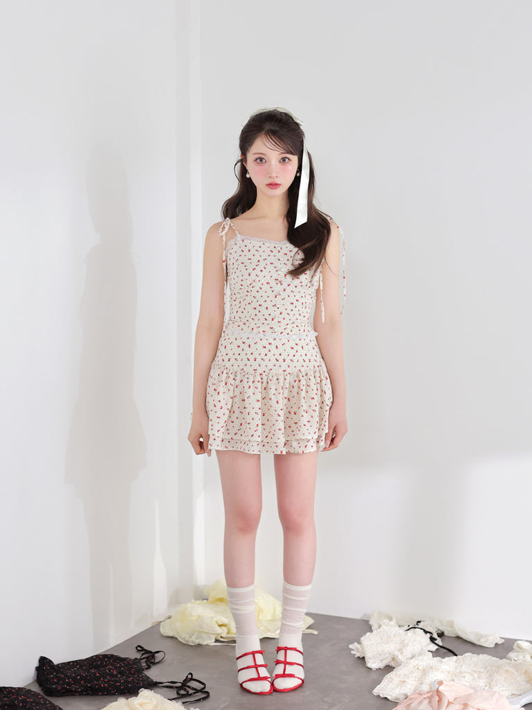 model：160cm　(size：F　color：Red)