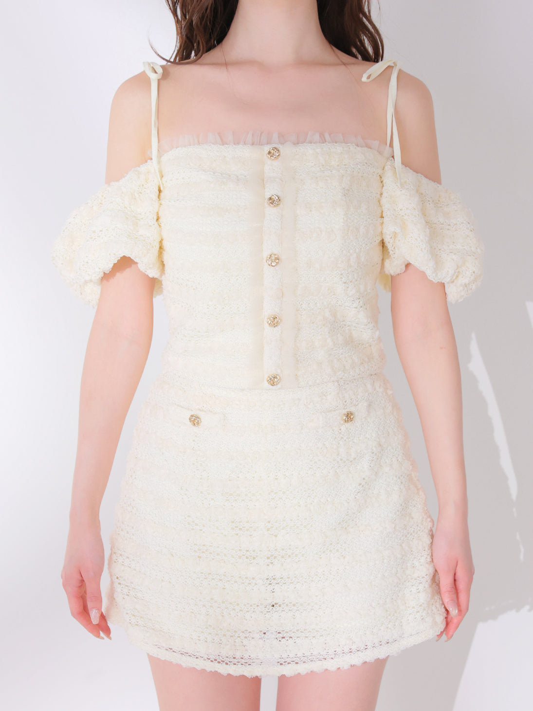 model：160cm　(size：F　color：Ivory)