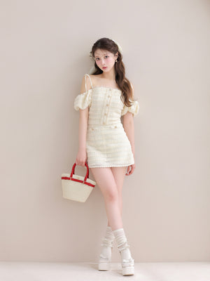 color：Red