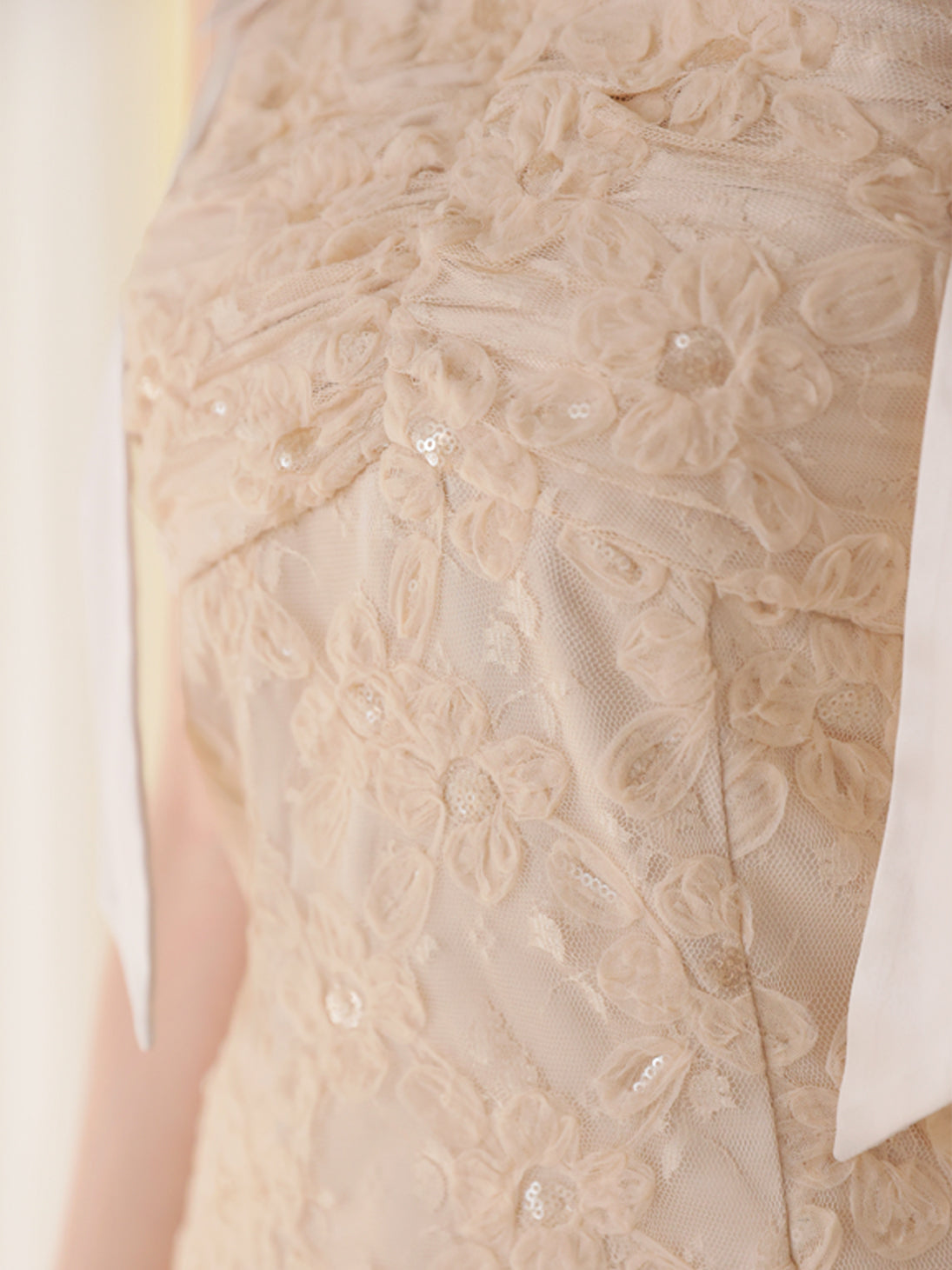 Heart cut line lace mini onepiece(eme11043)