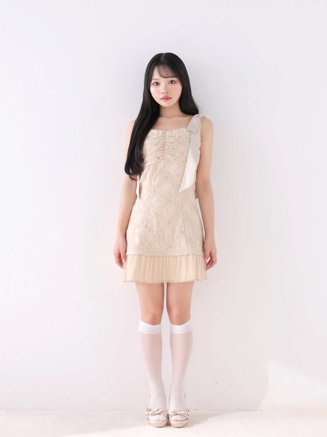 Heart cut line lace mini onepiece(eme11043) – M me eme