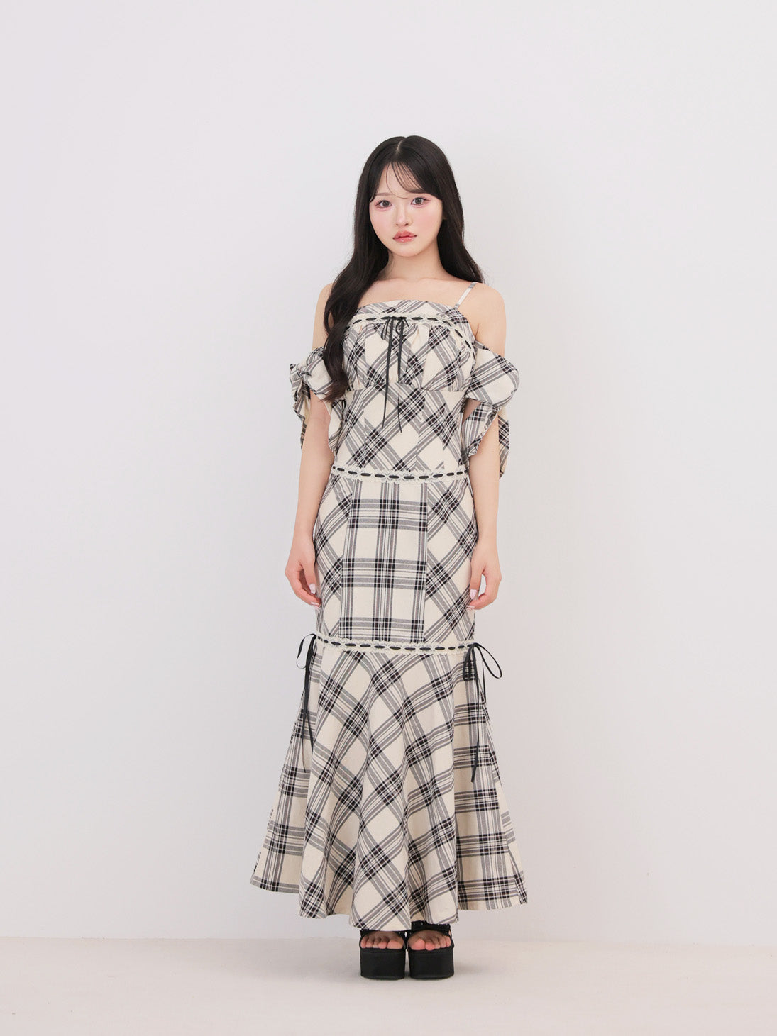 model：150cm　(size：XS　color：Beige)