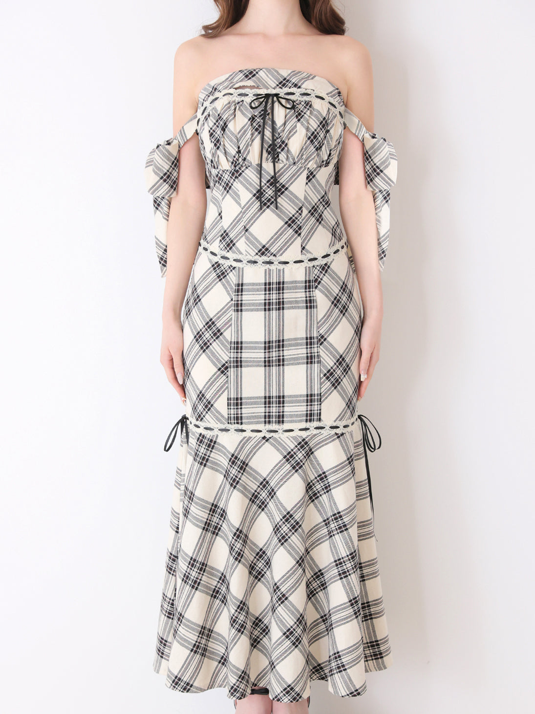 Off shoulder check ribbon mermaid onepiece(eme11045) – M me eme