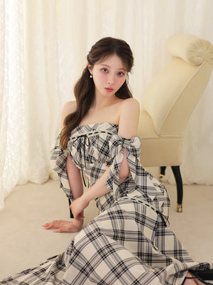 model：160cm　(size：F　color：Beige)