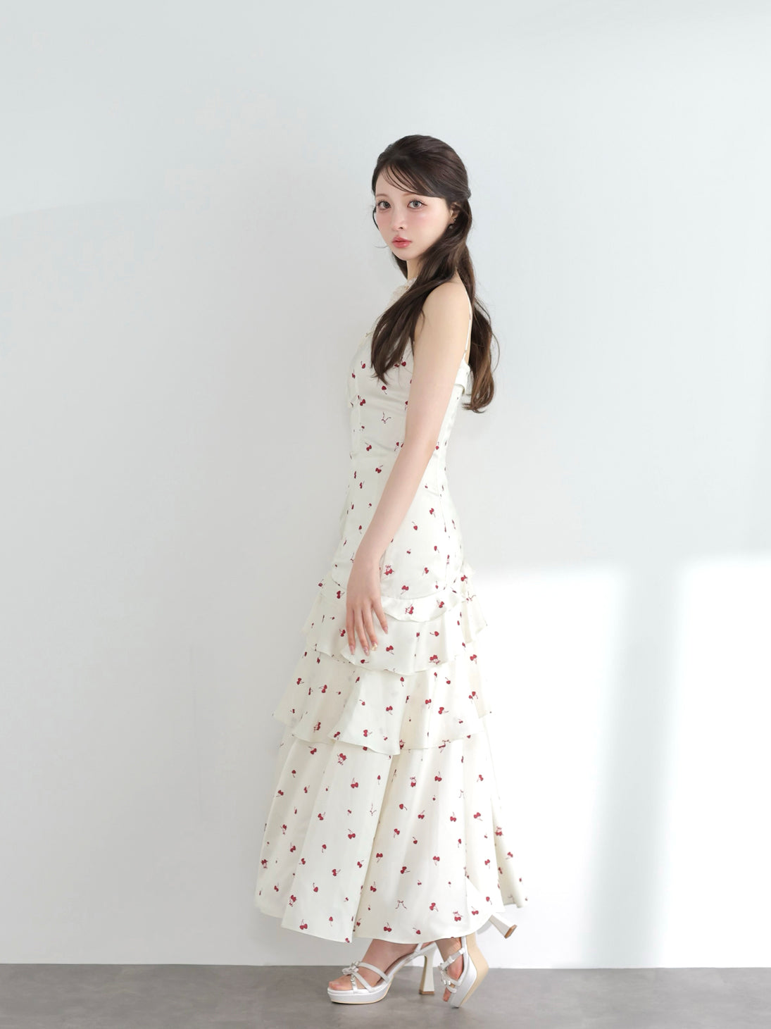 model：160cm　(size：F　color：Ivory)