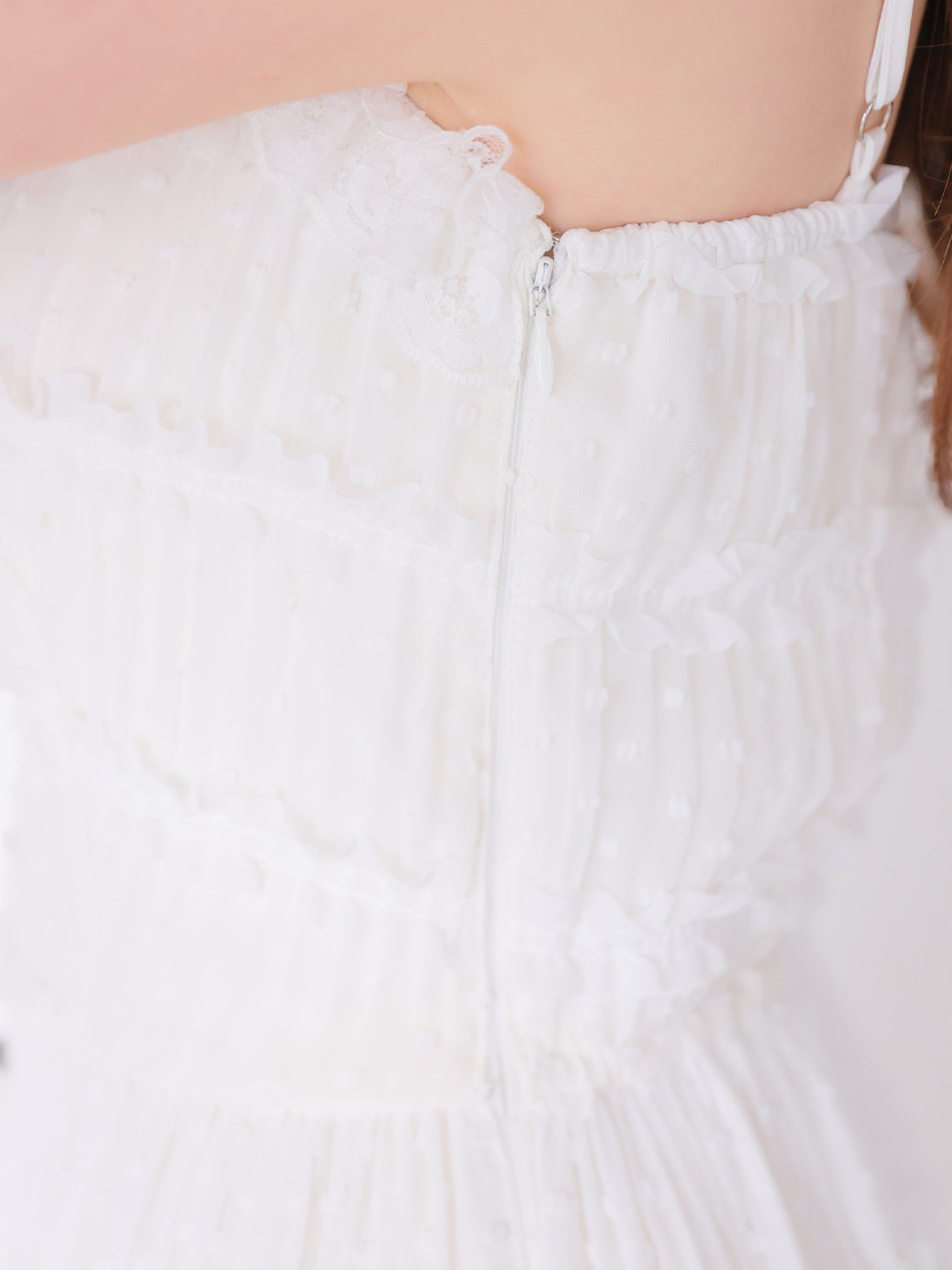 【Pre Order】Romantic lace cami slit onepiece(eme11056)