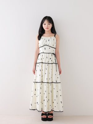 model：150cm　(size：XS　color：Ivory×Black)